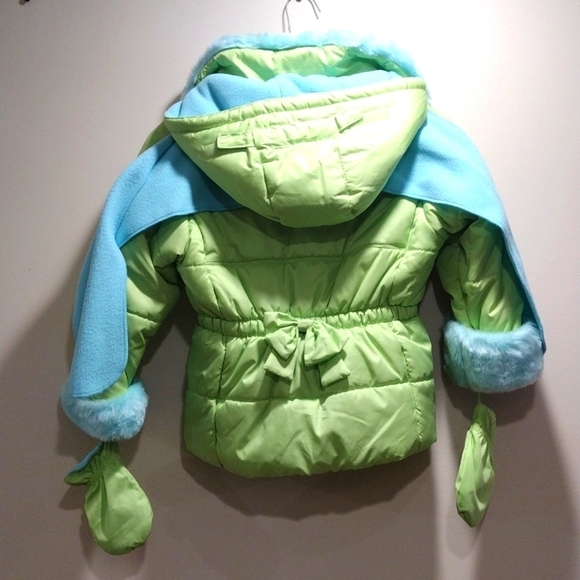 ZeroXposur Girls' Green Coat, Scarf, mittens and Hooded Coat, Size 4T - Zipper - Picture 9 of 12
